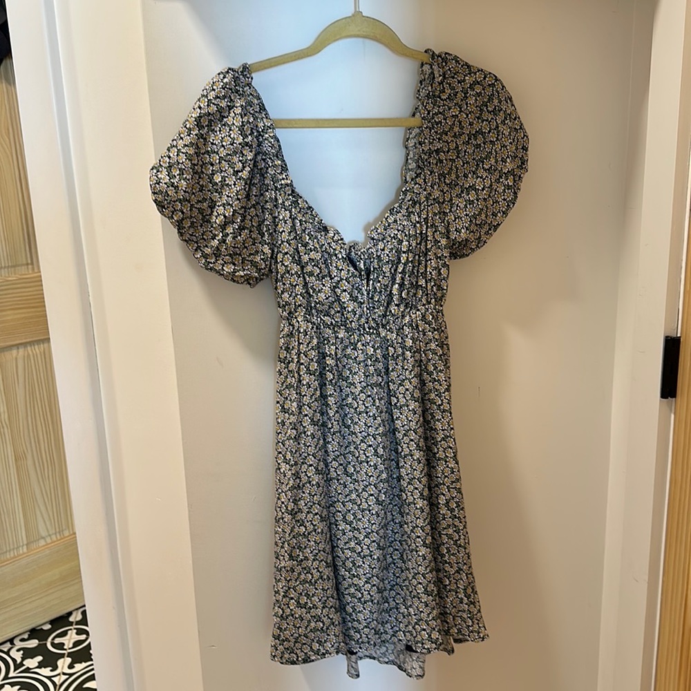 Daisy print mini dress